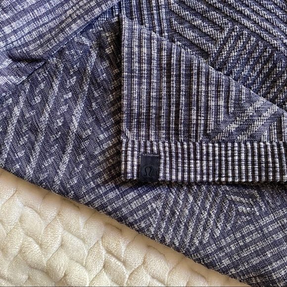 Lululemon Long Sleeve Shirt - Picture 3 of 3